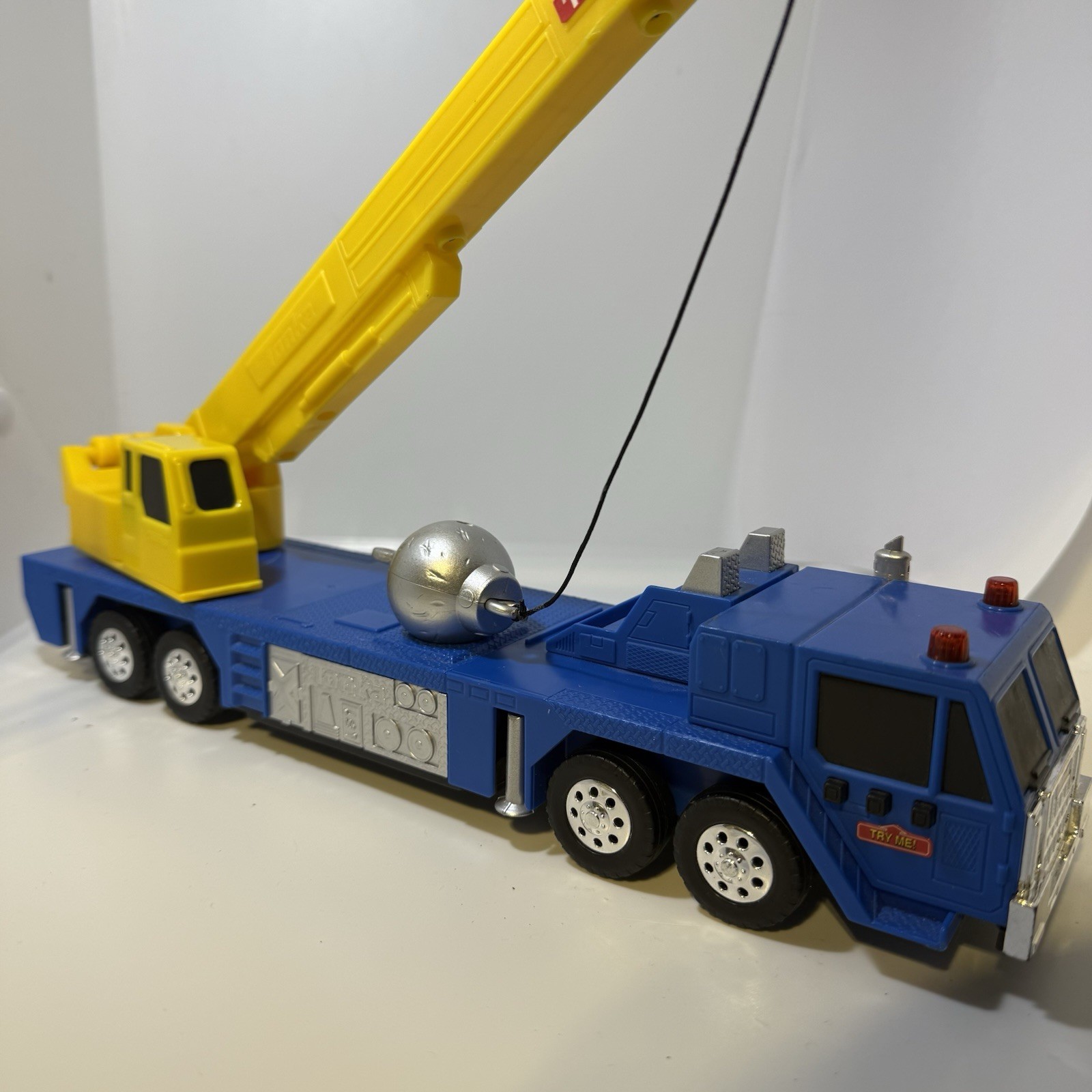 Tonka Mighty Construction Crane Truck Vehicle With Sounds