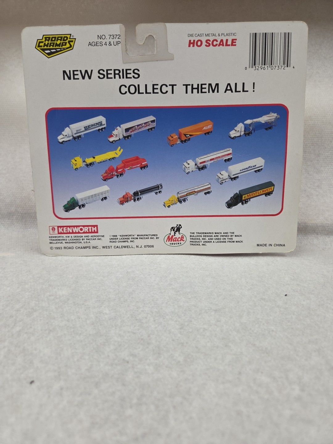 Vintage 1993 Road Champs HO Scale Die-Cast Kenworth Mack Log Truck New MOC 1:87