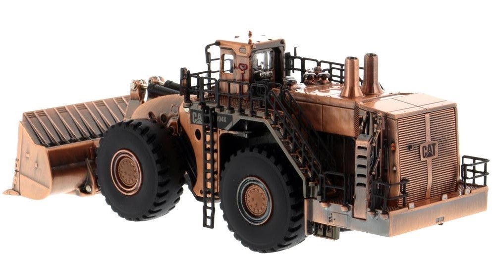DIECAST MASTERS – CATERPILLAR 994K Copper Finish Charger – 1/125 – DCM85672