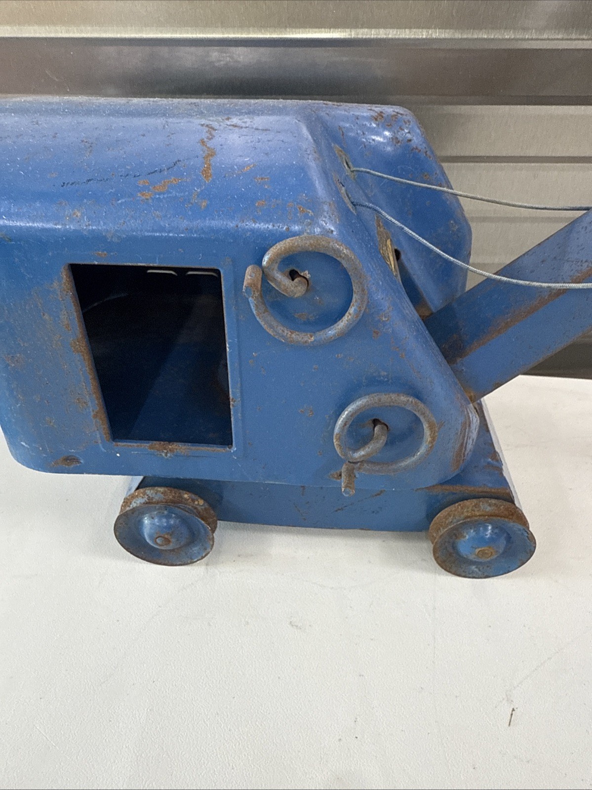 Structo Toy Pressed Steel Crane Blue Paint Mobile Winche Original