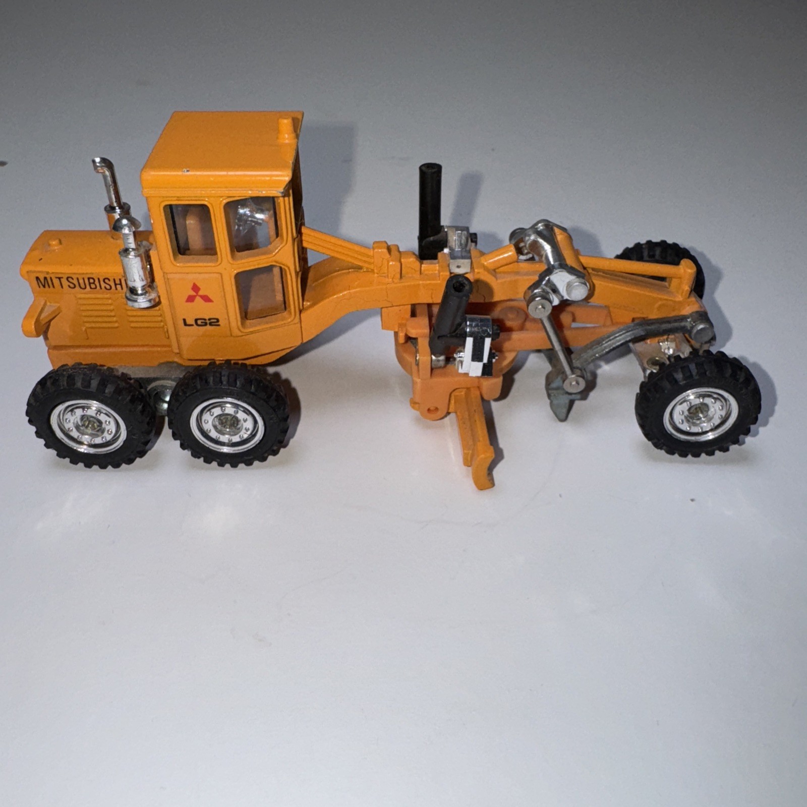 1978 Shinsei Mini Power 1/68 Mitsubishi Hydraulic Motor Grader No. 26