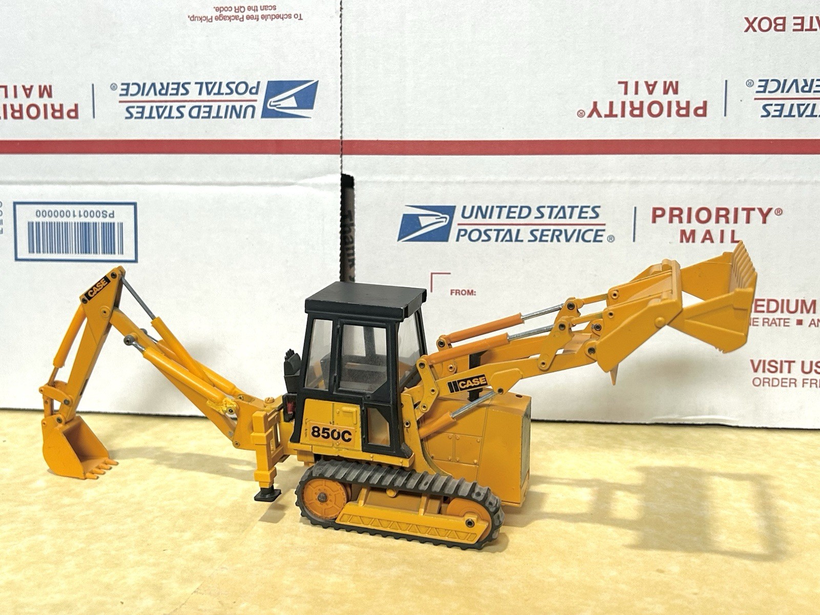 NZG 1/35 Scale Custom Case 850C Crawler Loader w/Case Side-Shift Backhoe!
