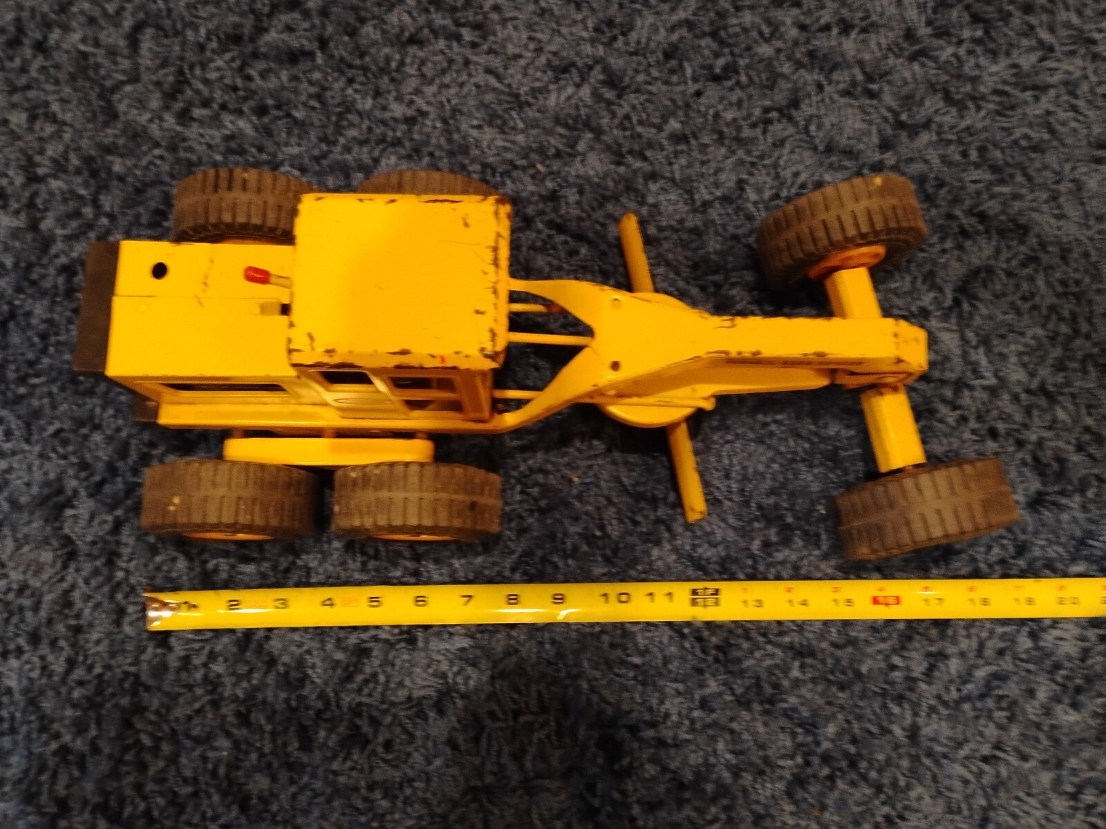 Vintage 1967 Tonka # 510 Road Grader – Scraper 17.5″ Long Yellow Pressed Steel