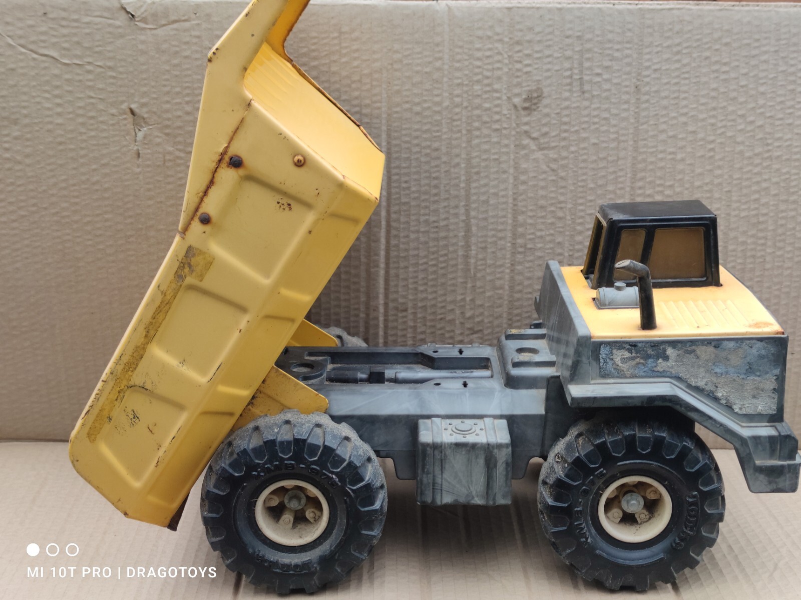 VINTAGE TONKA XMB-975 HUGE DUMP TRUCK TOY 1960’s METAL PLASTIC LARGE ITEM