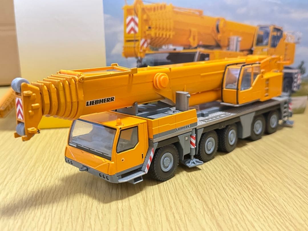 CONRAD 1/50 LIEBHERR LTM1200-5.1 No.2101 Crane Scale Model Missing Jib Pin
