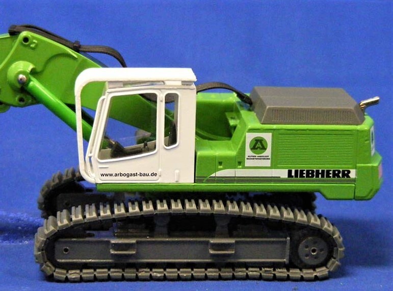 Conrad 2907-02 Liebherr R954 BV Demolition Excavator – Arbogast 1/50 Diecast MIB