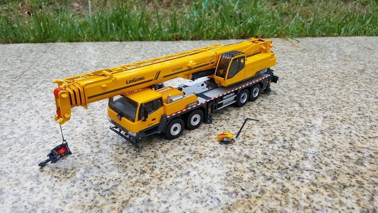 Original 1/50 LIUGONG TC750C5 non-Sany XCMG crane crane model