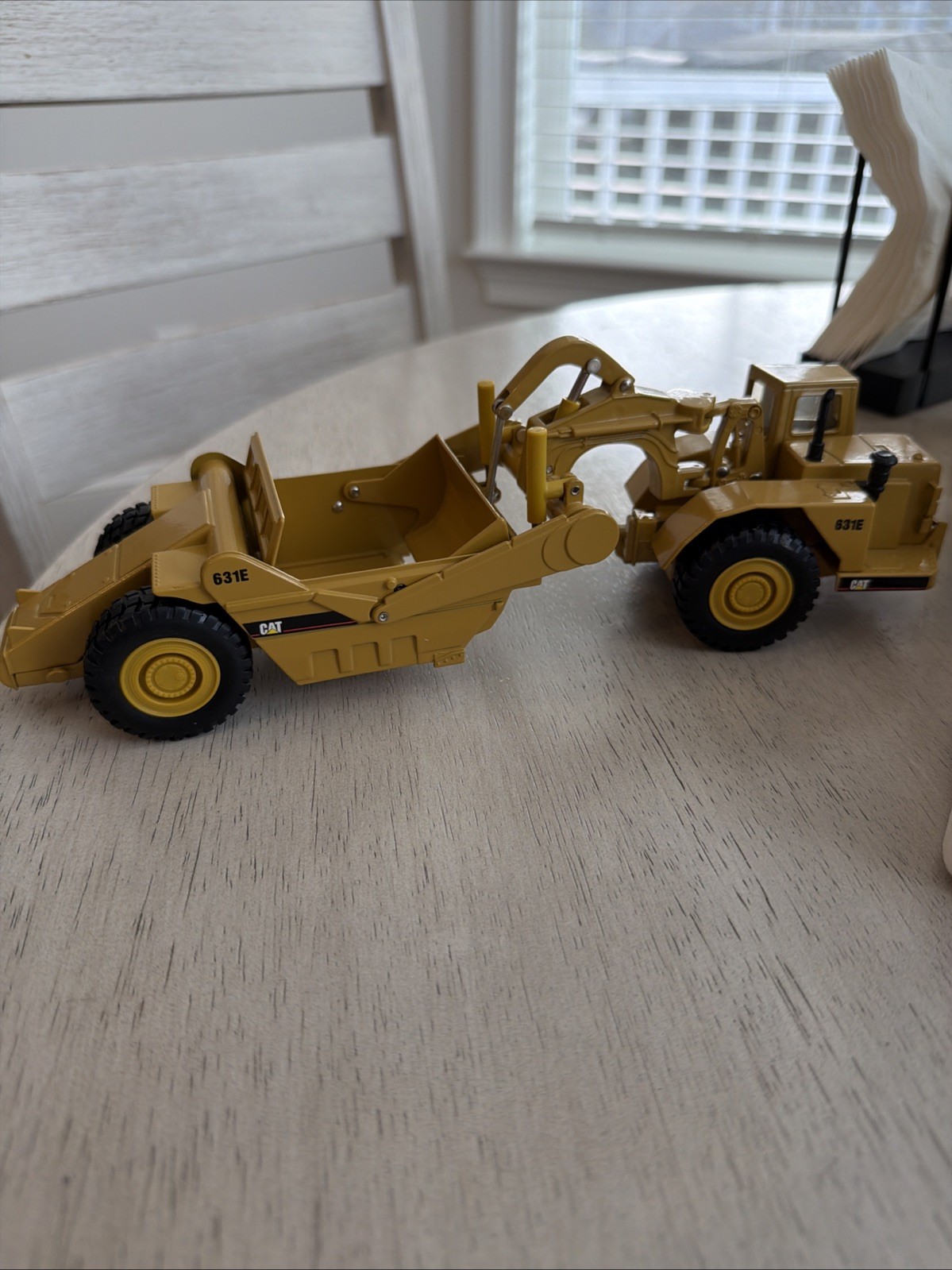 Norscot 1:50 Cat Caterpillar 631E Wheel Tractor Scraper Die Cast