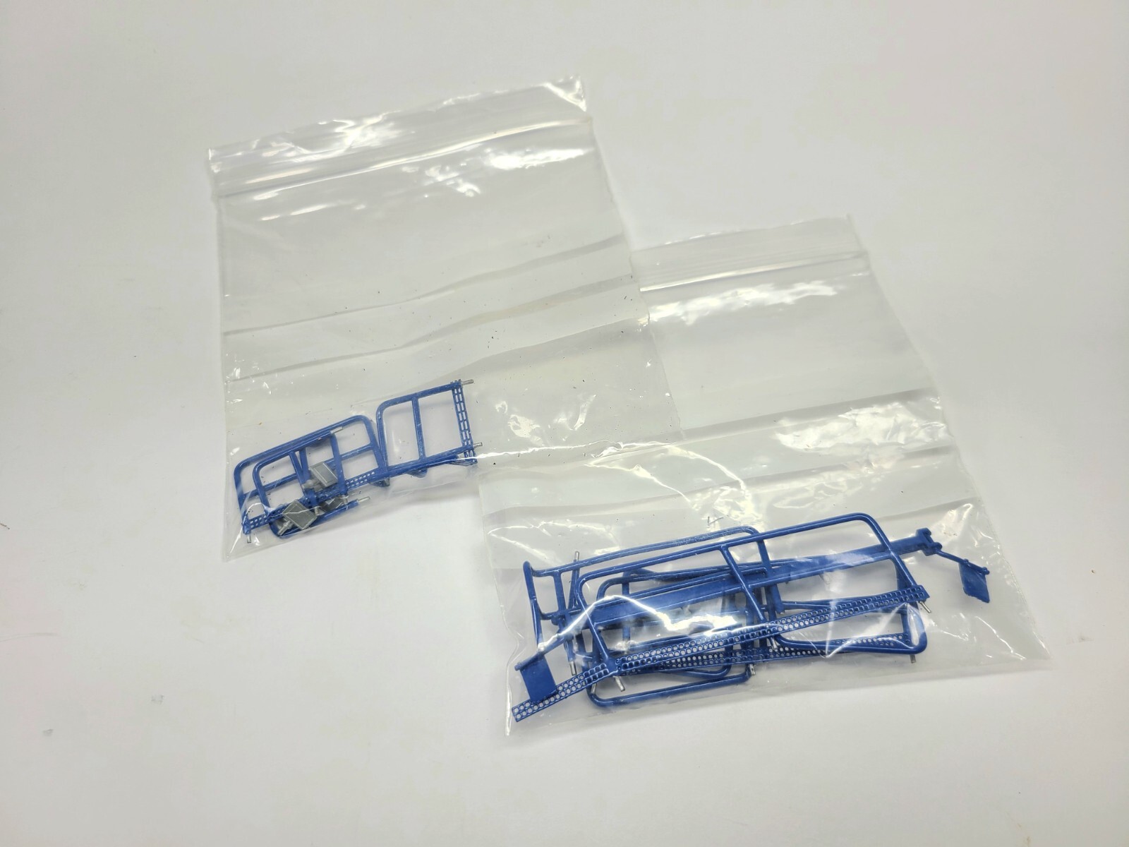 Letourneau L-1800 Wheel Loader – White/Blue – ASAM Smith 1:48 Scale Model #LET02