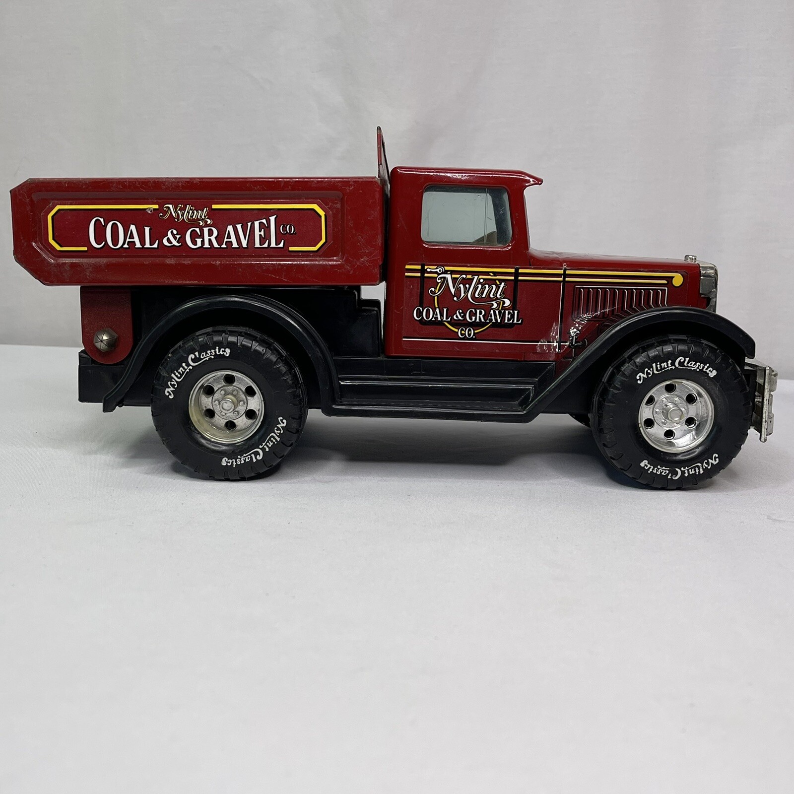 NyLint Classics Rockford IL Coal & Gravel Co Dump Truck Red Metal Vintage VIDEO