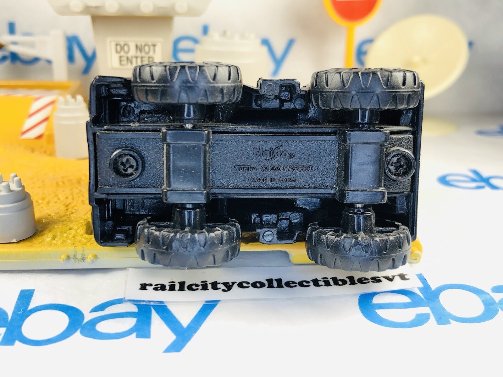 TONKA #768 RARE BACKHOE CONSTRUCTION TRUCK TOY 1999 VEHICLE 3″