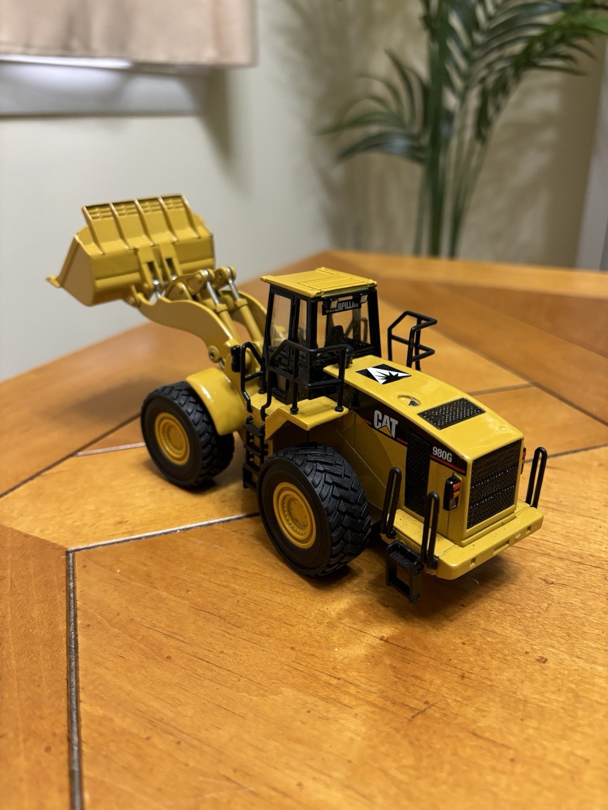 CAT 980G Wheel Loader Truck Diecast Construction Toy Norscot Collectible Read