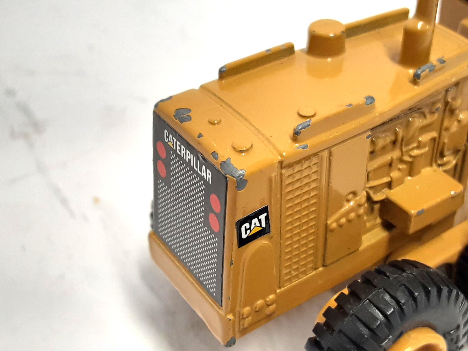CAT Articulated Motorgrader Model 12G Scale 1:64 Die-cast ERTL, No Box…