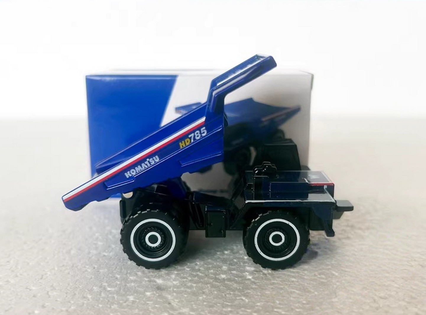 1/150 Scale Komatsu HD785-8 Rigid Dump Truck Diecast Model Toy Gift NIB