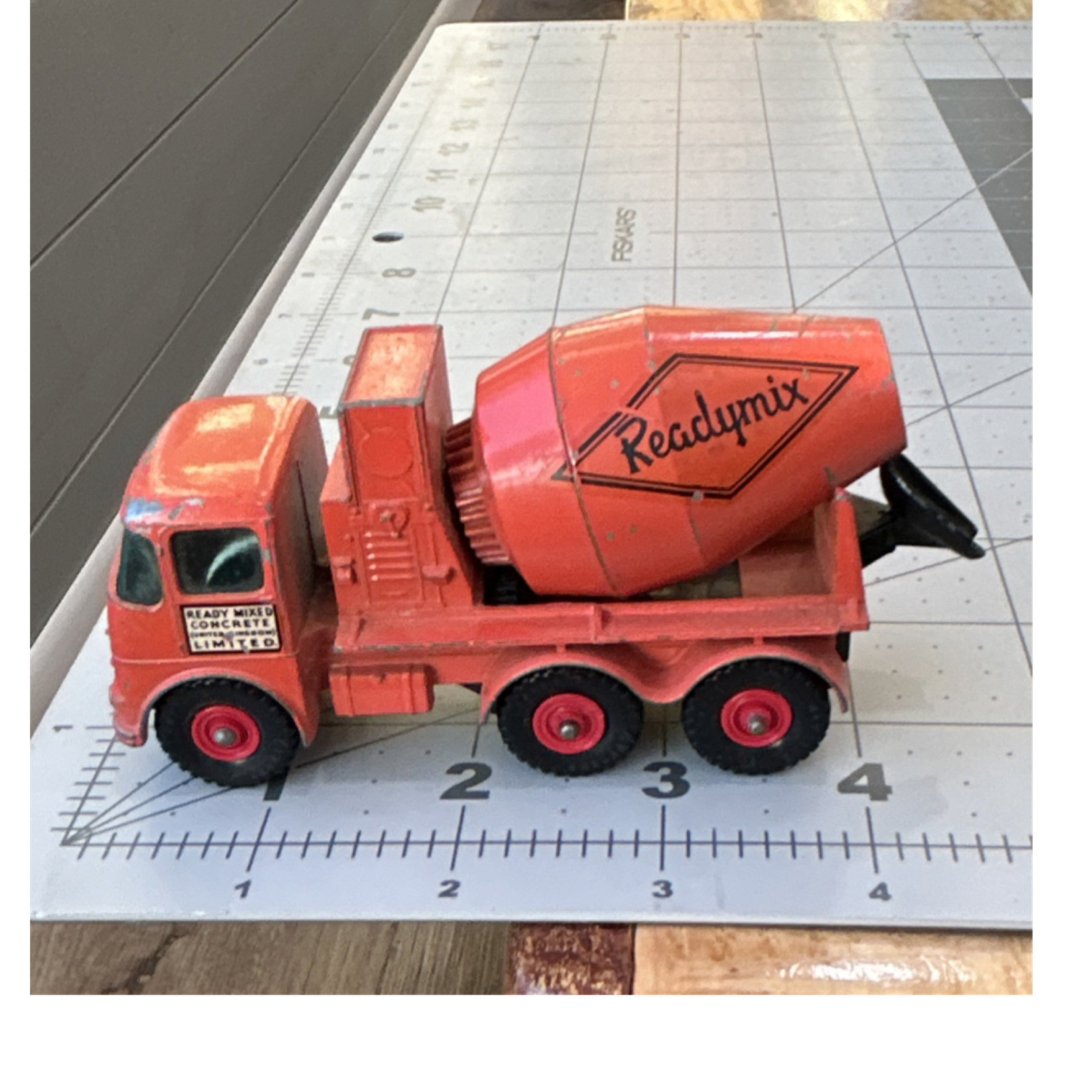 Matchbox Series King Size Cement Mixer Diecast Red Black Toy