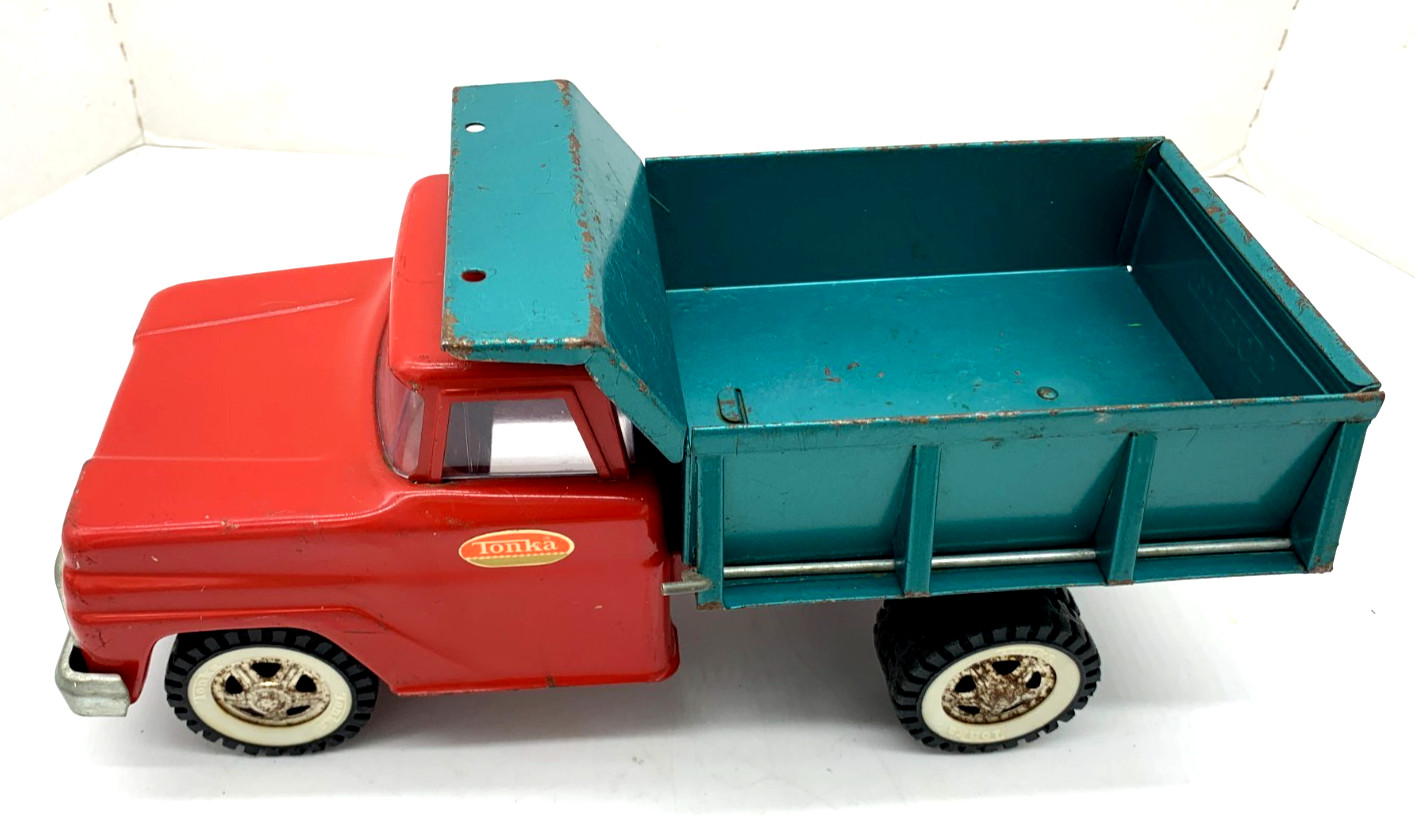 Vintage 1970’s Tonka Dump Truck Pressed Steel