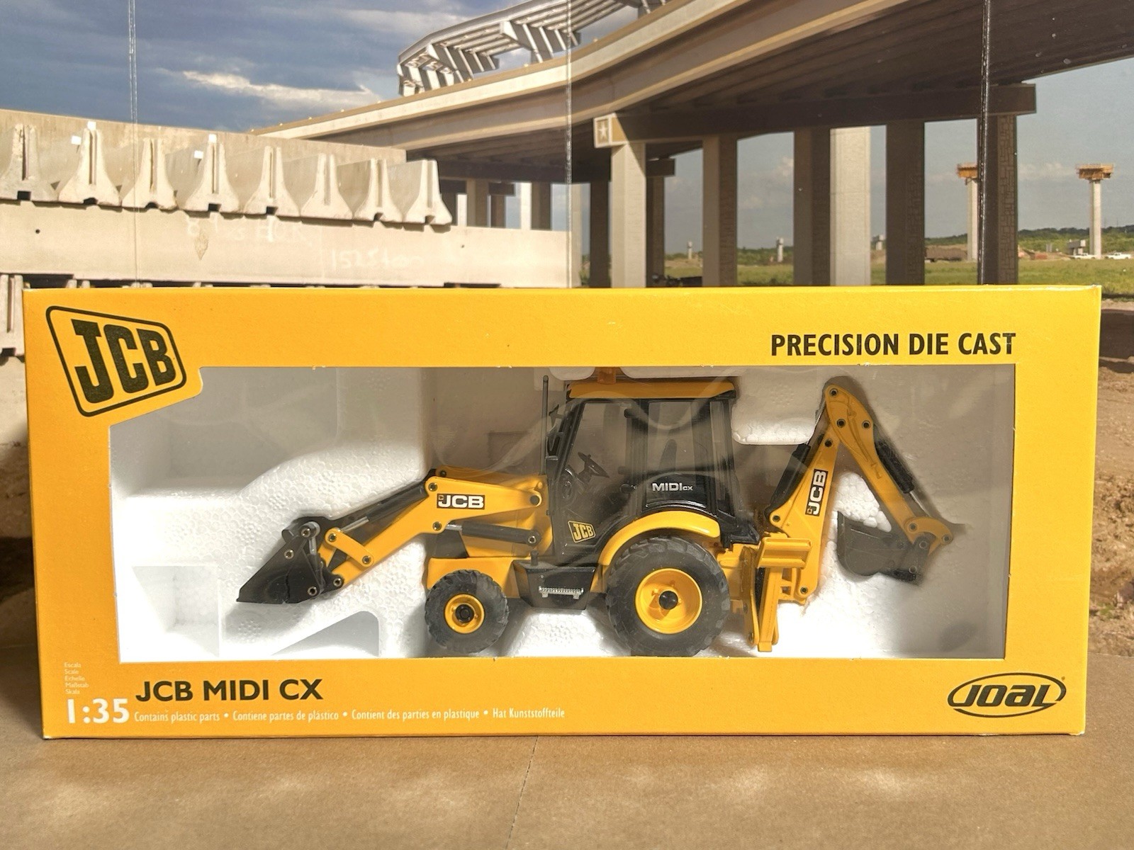 Joal 1/35 Scale JCB Midi CX Centermount Tractor Loader Backhoe (v/g with box!)