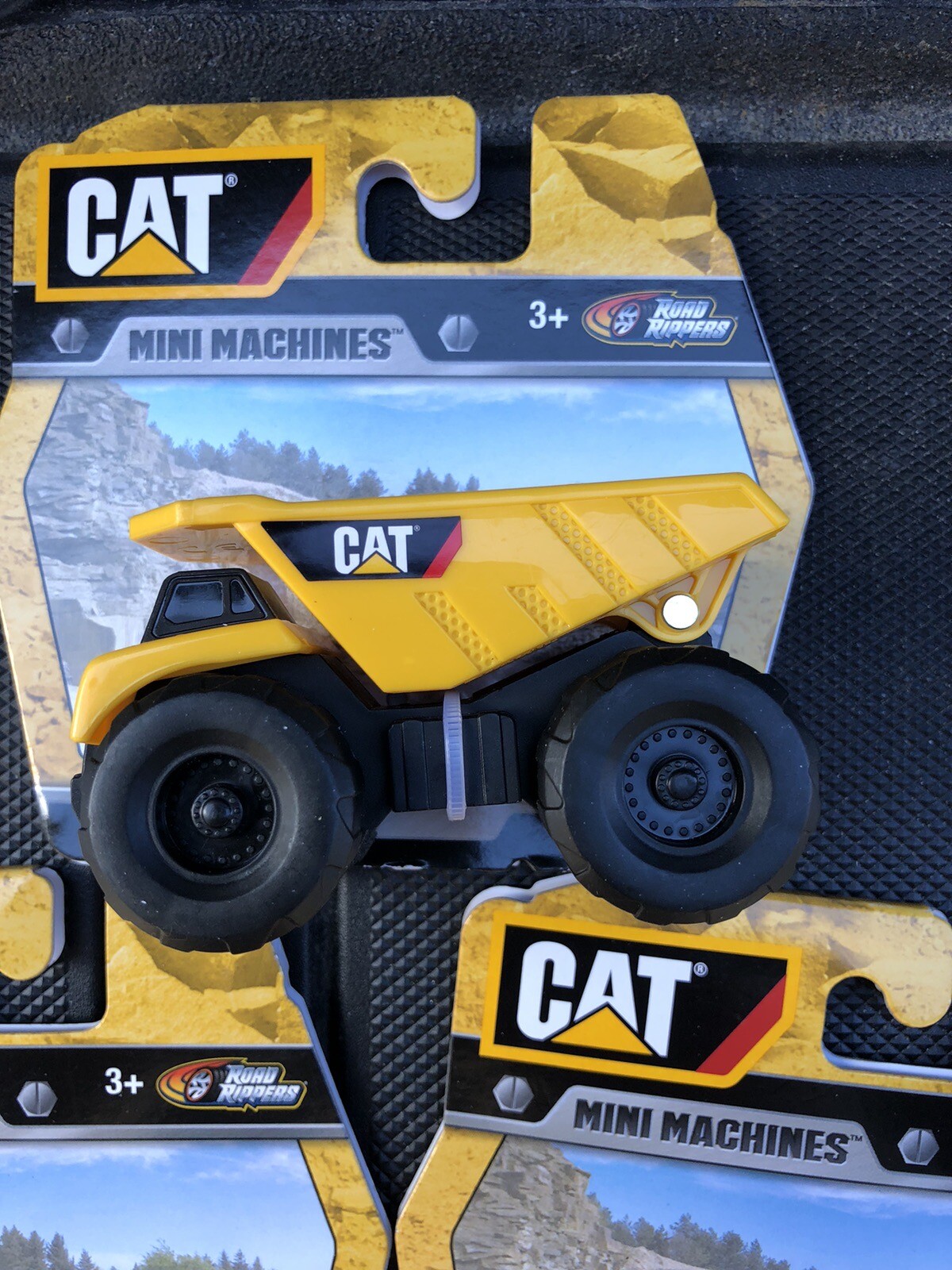 Lot of 5 CAT Construction Machine Mini Caterpillar Toys Plastic Yellow