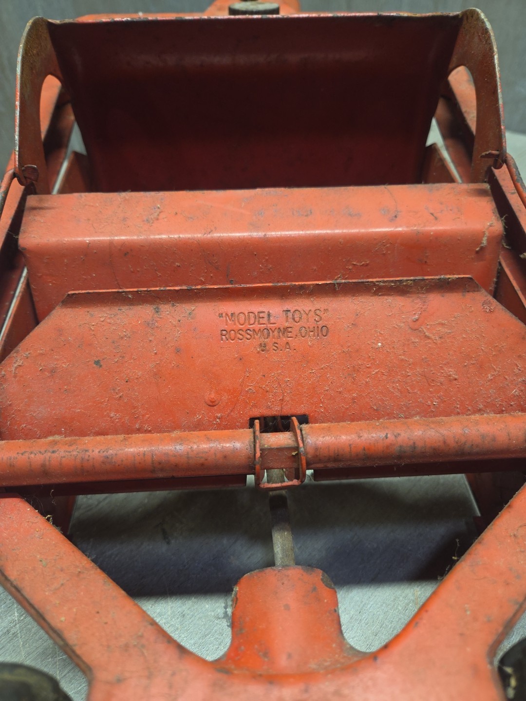 Doepke Model Toys Heiliner Earth Mover Scraper Construction Tractor Vintage 50’s