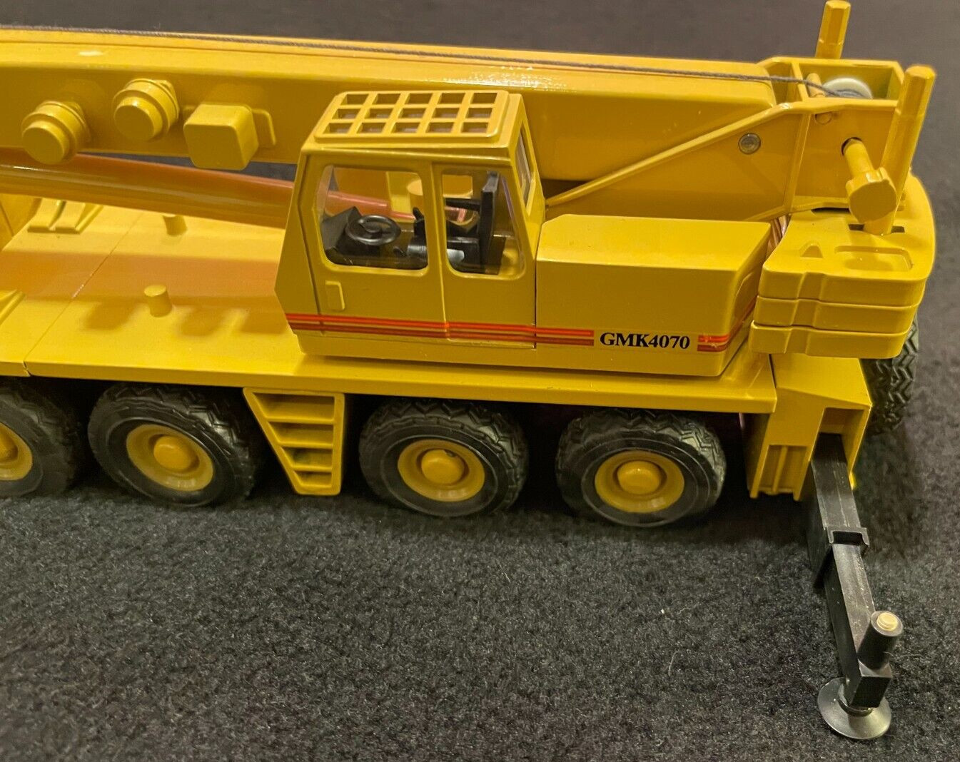 Conrad Grove All Terrain Hydraulic Crane GMK4070