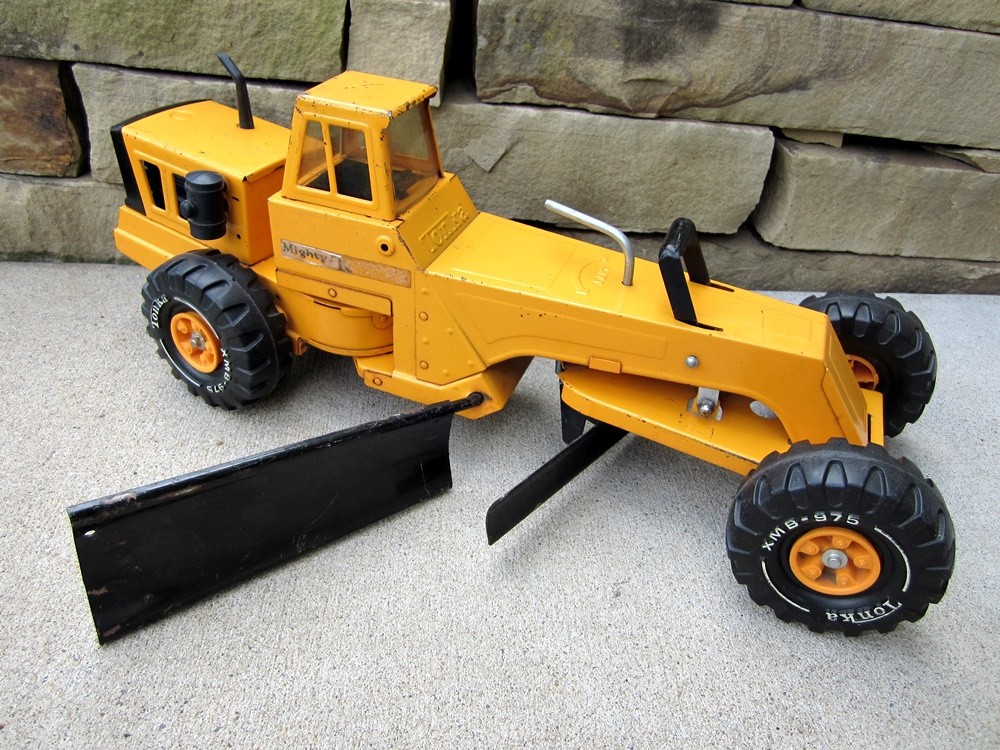 Vintage Tonka Mighty Road Grader with Double Blade Orange 54726