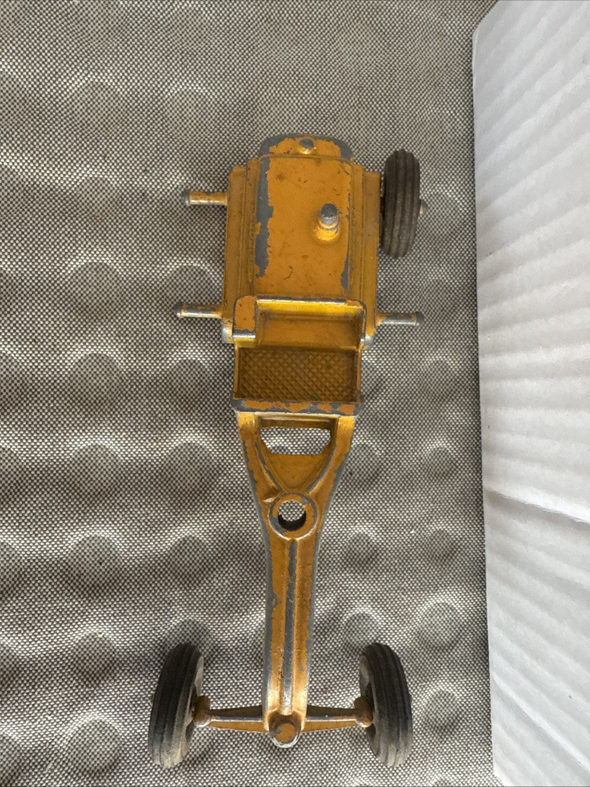 VINTAGE 5.5” TOOTSIE TOY ROAD GRADER YELLOW INCOMPLETE FOR PARTS