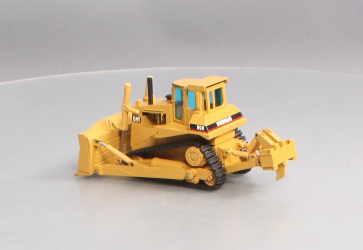 NZG 298 1:50 Scale Diecast Caterpillar D9N Track-Type Tractor