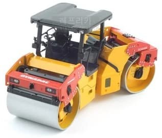 MOTORART,Tandem roller DYNAPAC CC424 with canopy, 1/50, MOT13387