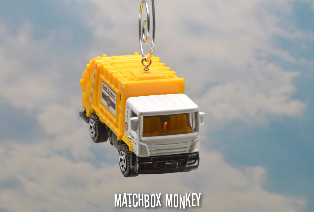 Thank you Heroes 2020 Garbage Trash Refuse Truck Custom Christmas Ornament Waste
