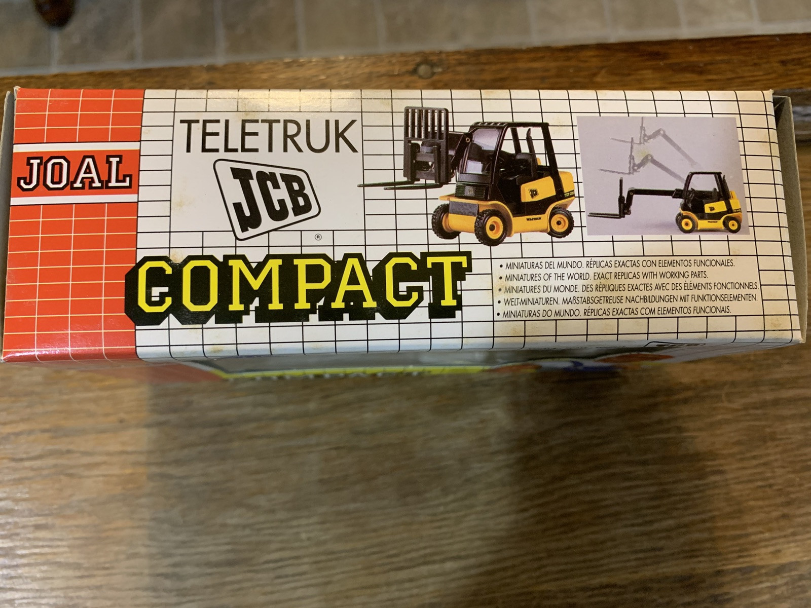 Joal JCB TLT 25D Teletruk 1:35 Scale. NIB