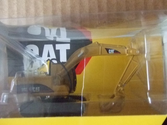 NORSCOT Caterpillar CAT 1:87 HO Scale 315C L Hydraulic Excavator 55400 Diecast