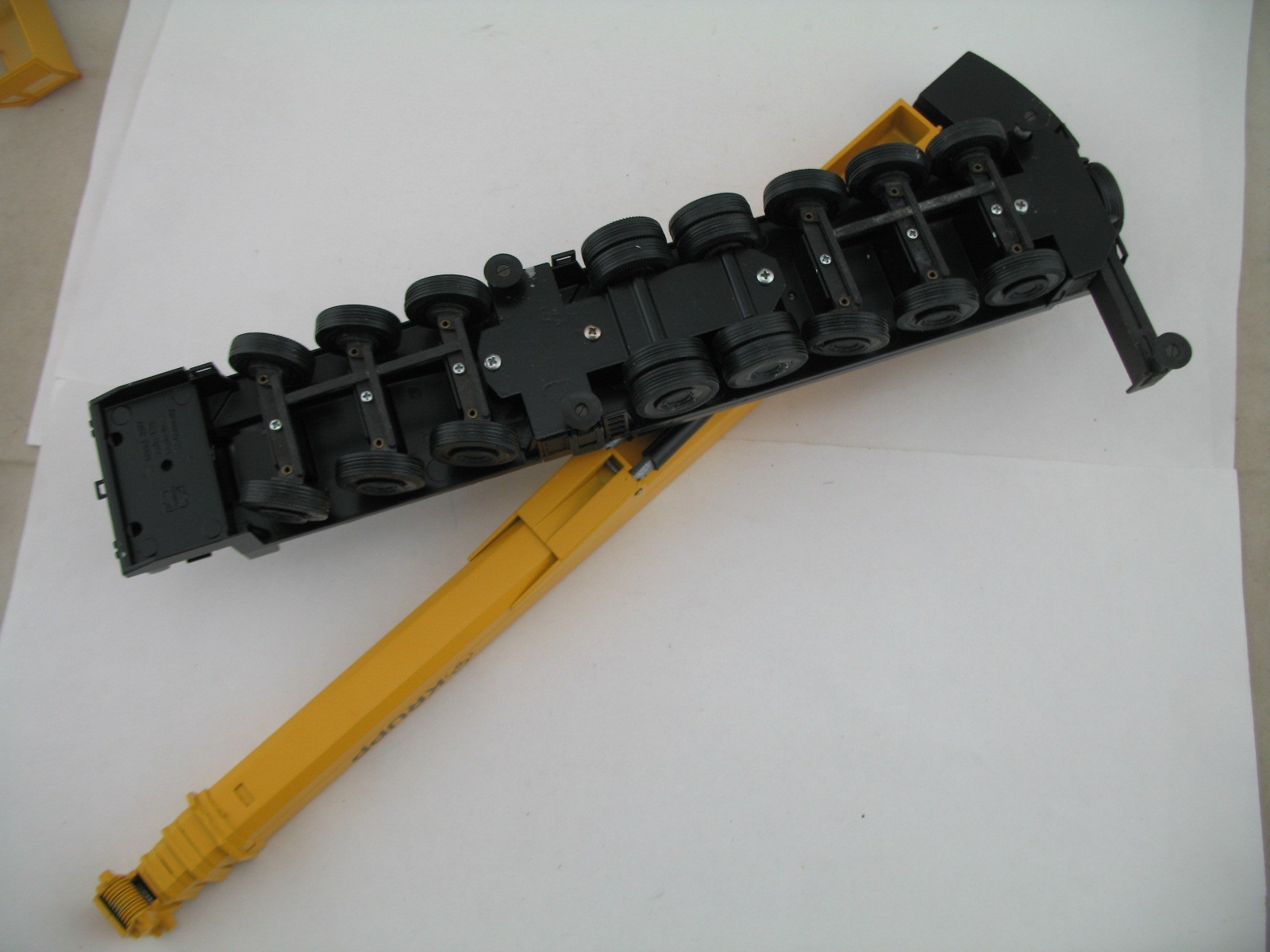 Conrad Model 2077: Krupp 250 Ton 8 Axle Mobile Truck Crane, Box