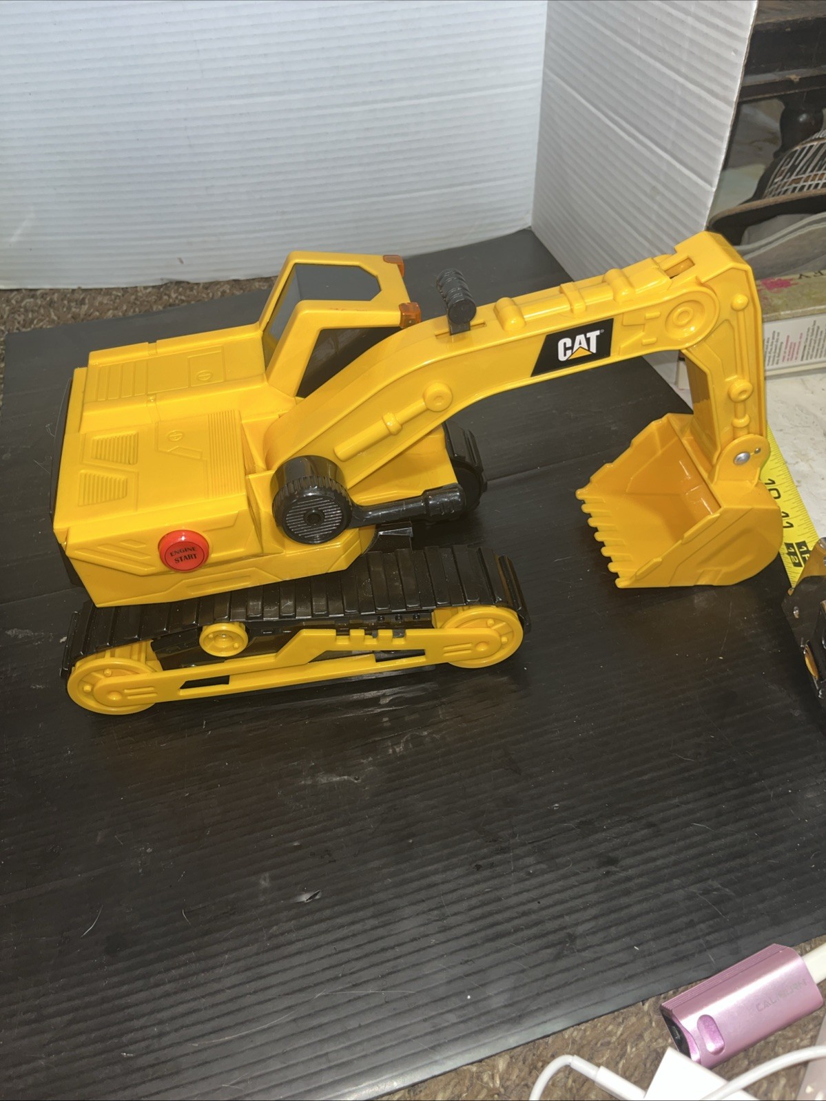 CAT WORKING Power Haulers Construction Toy Excavator w/LIGHTS & SOUNDS W/ Batts