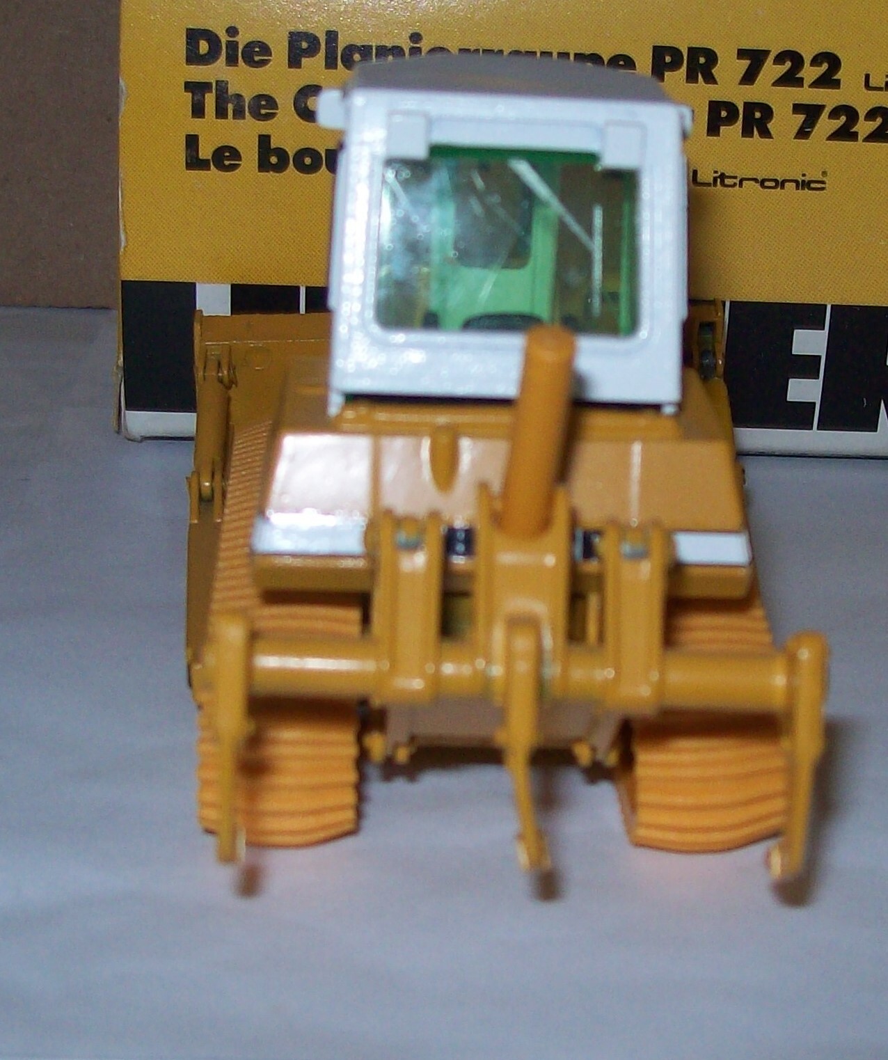 1:50 Liebherr PR722 Litronic Dozer with Ripper – Conrad Germany Model #2803