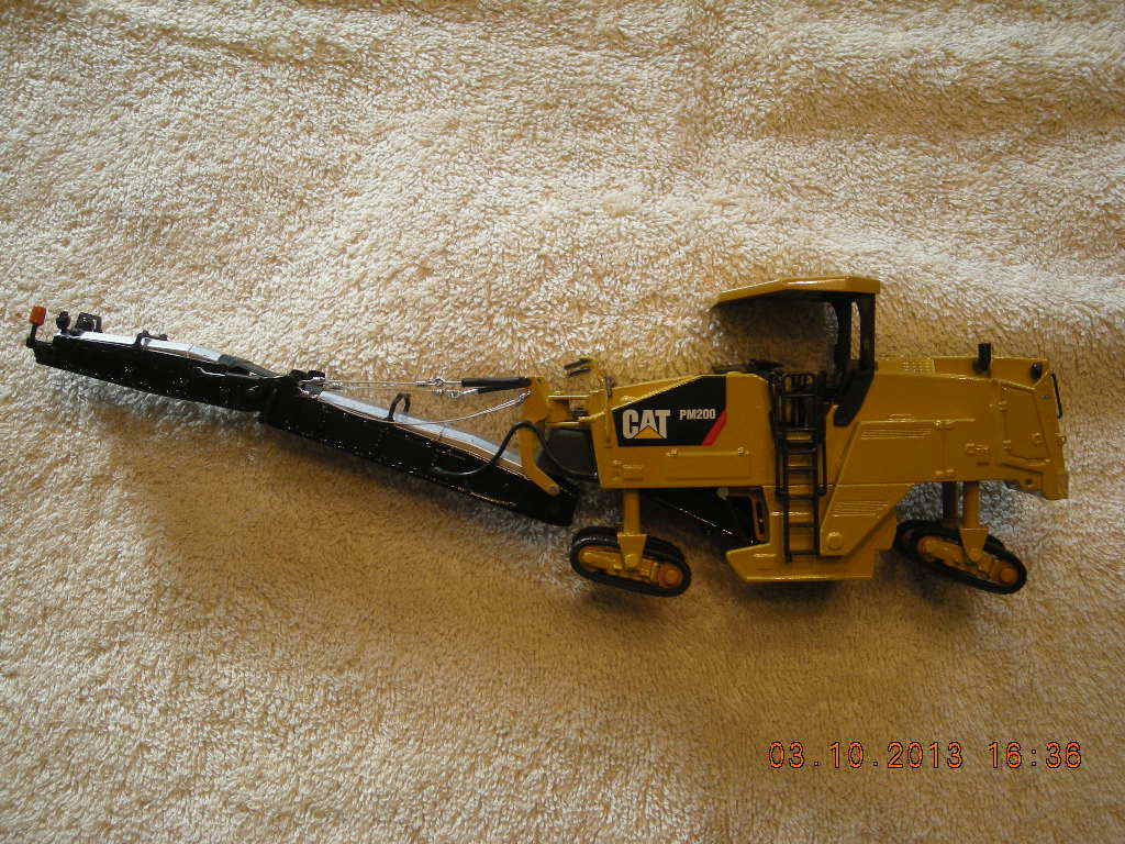 55286 Cat PM200 Cold Planer NEW IN BOX