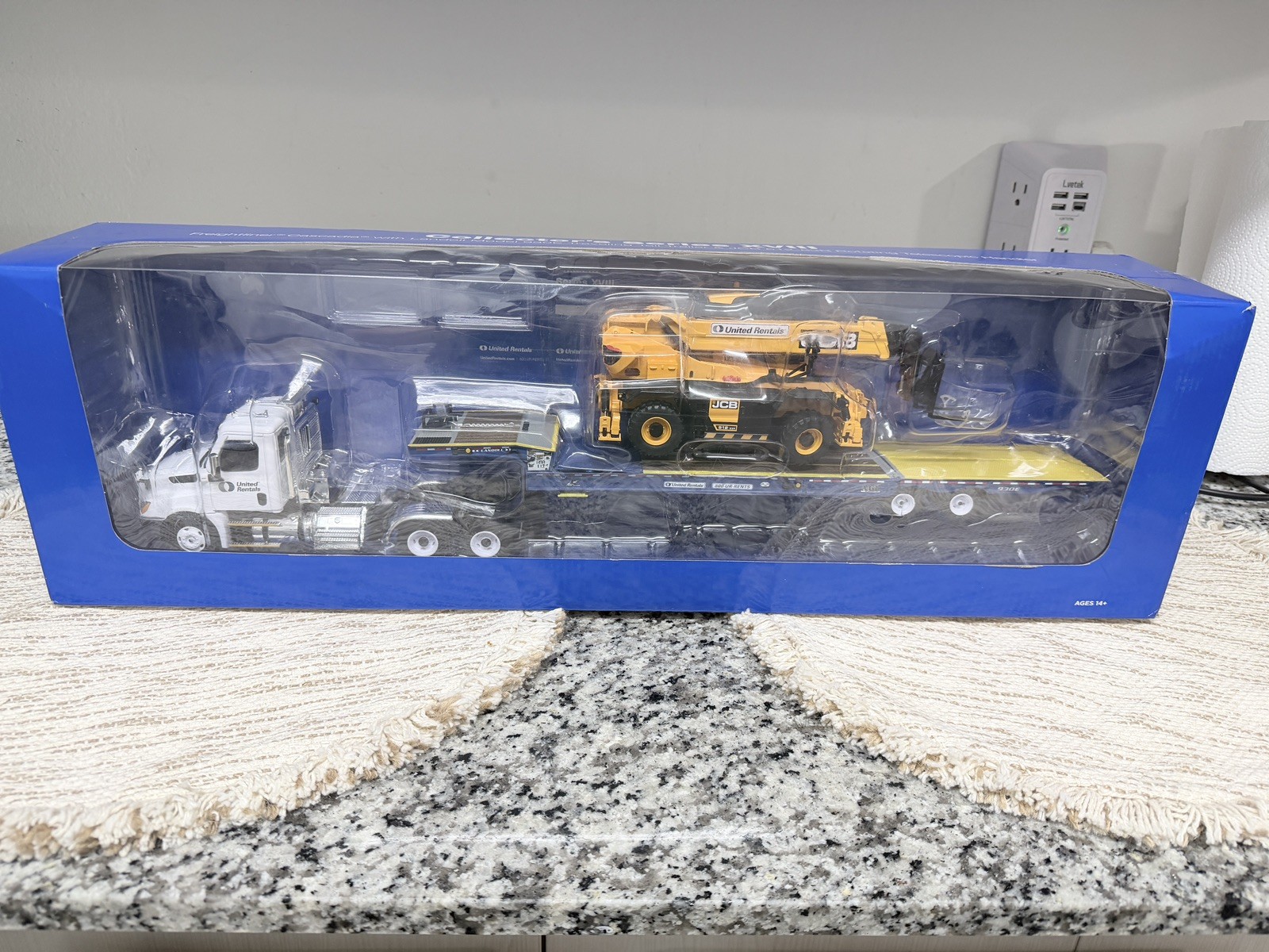 United Rentals Collector’s Series XVII First Gear Freightliner, JCB Forklift
