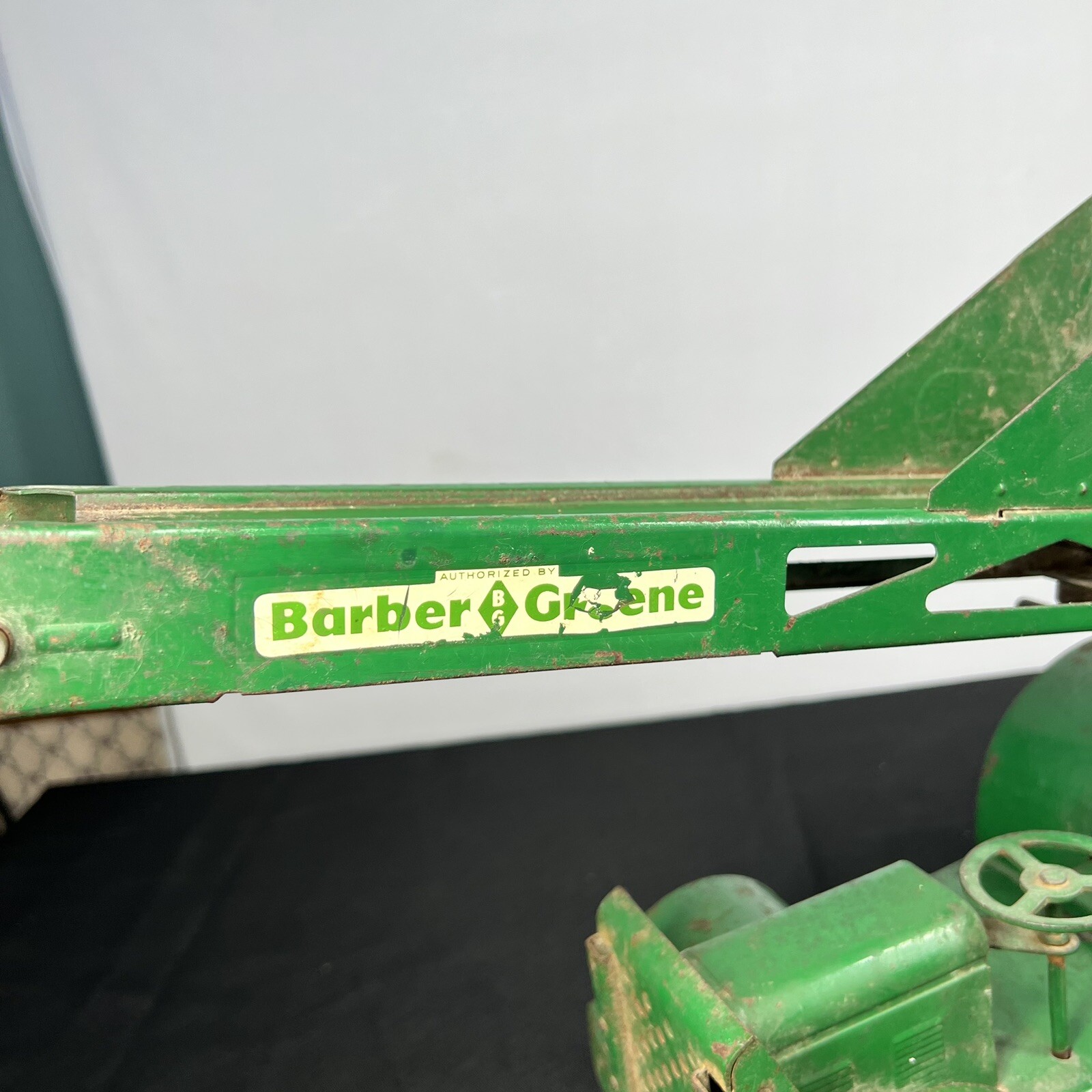 VTG Model Toys Doepke Barber Greene Back Loader Pressed Steel Conveyor