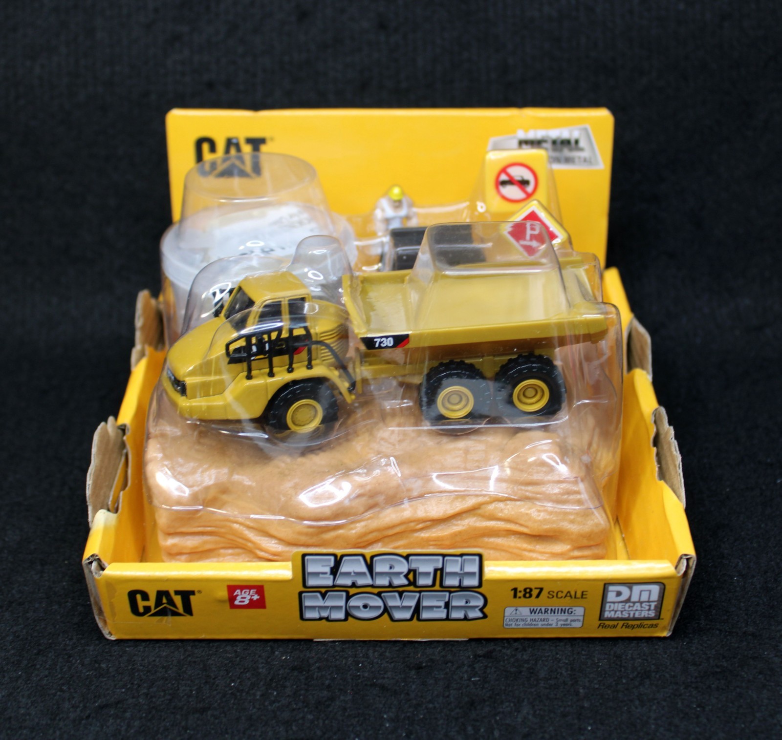 Diecast Masters Earth Mover Series CAT 730 Articulated Truck Construction Set