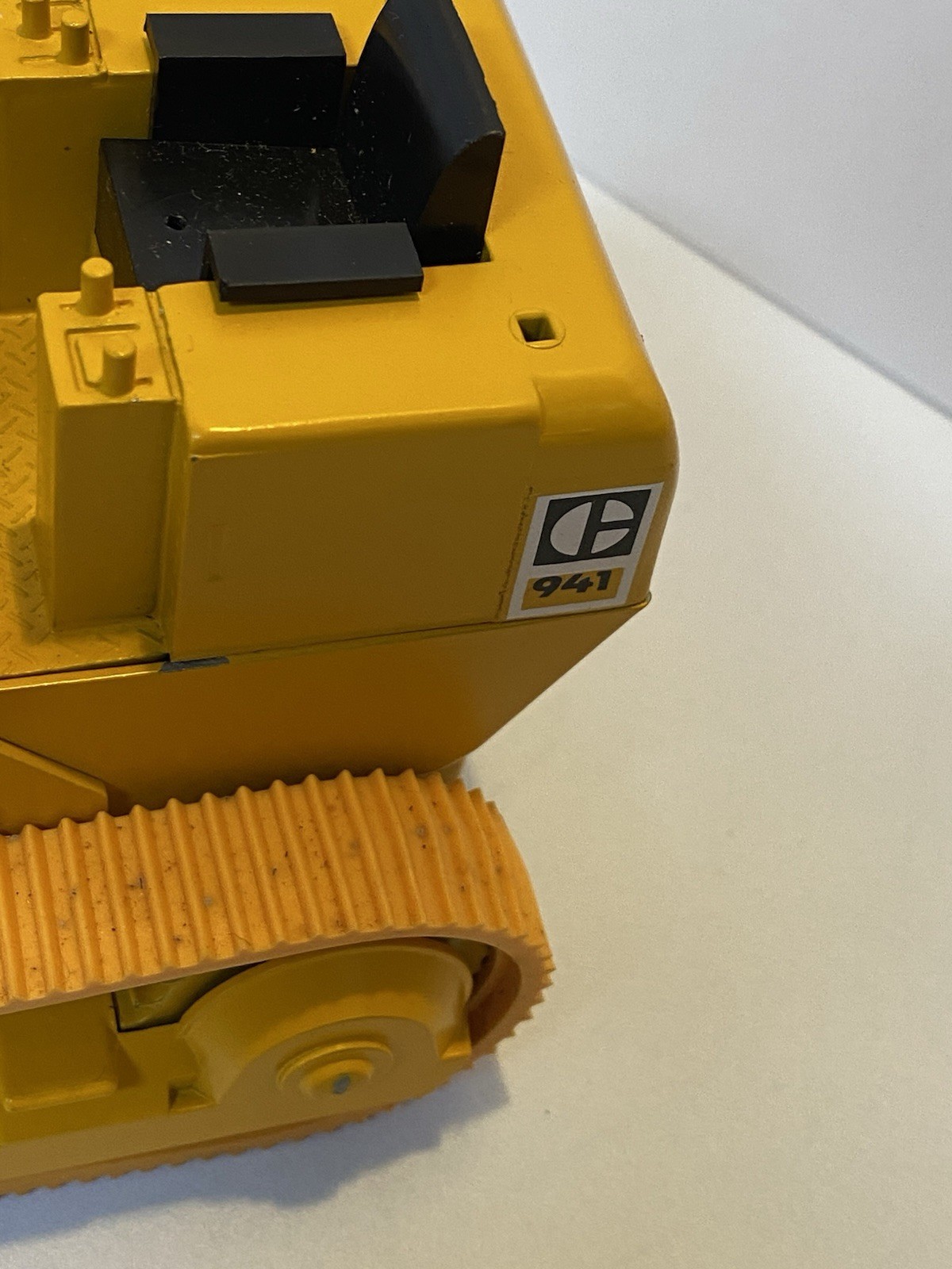 CONRAD 1:25 scale Caterpillar 941 Track Loader Nice!