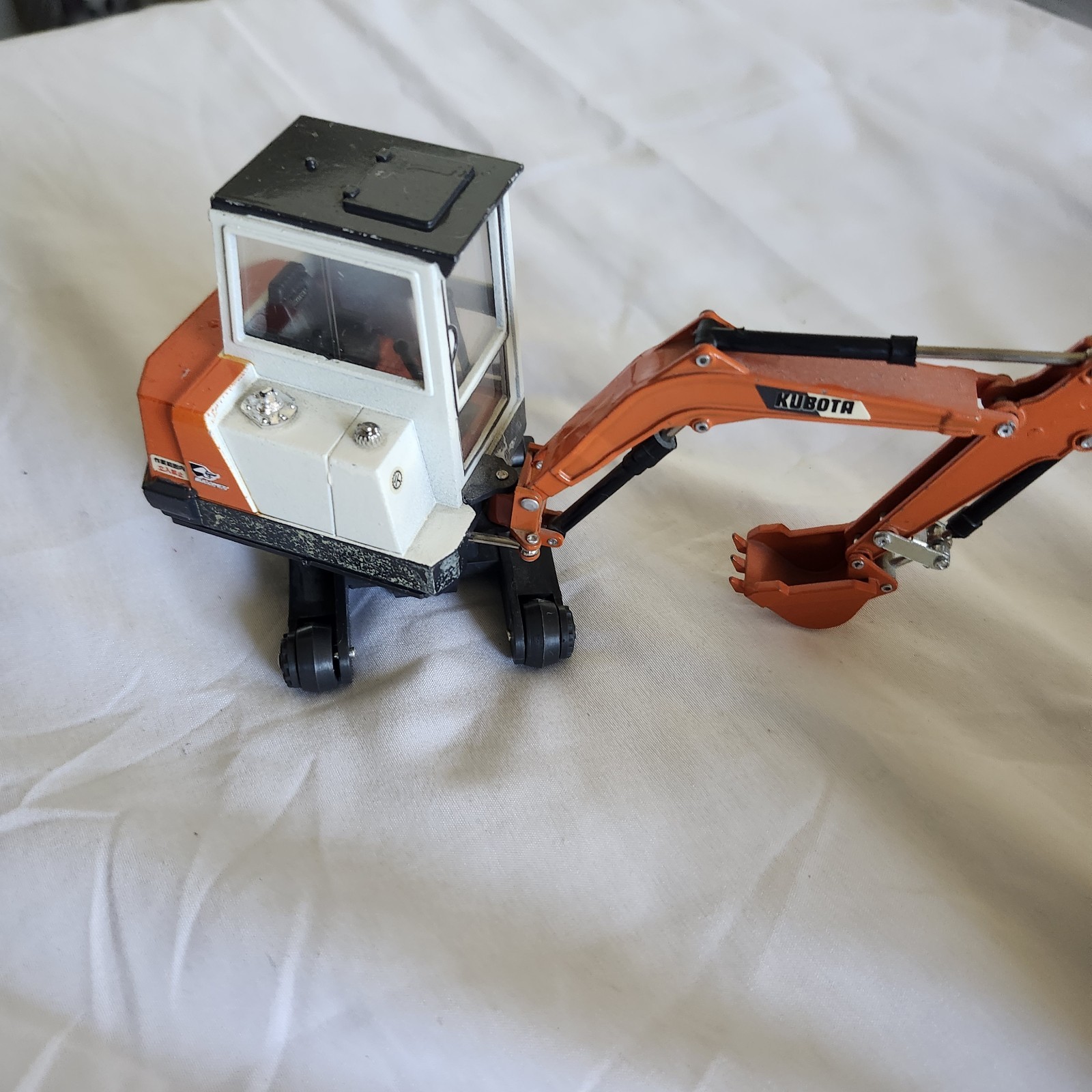 Vintage Yonezawa Kubota KH-30 Excavator Toy Japan Construction Digger