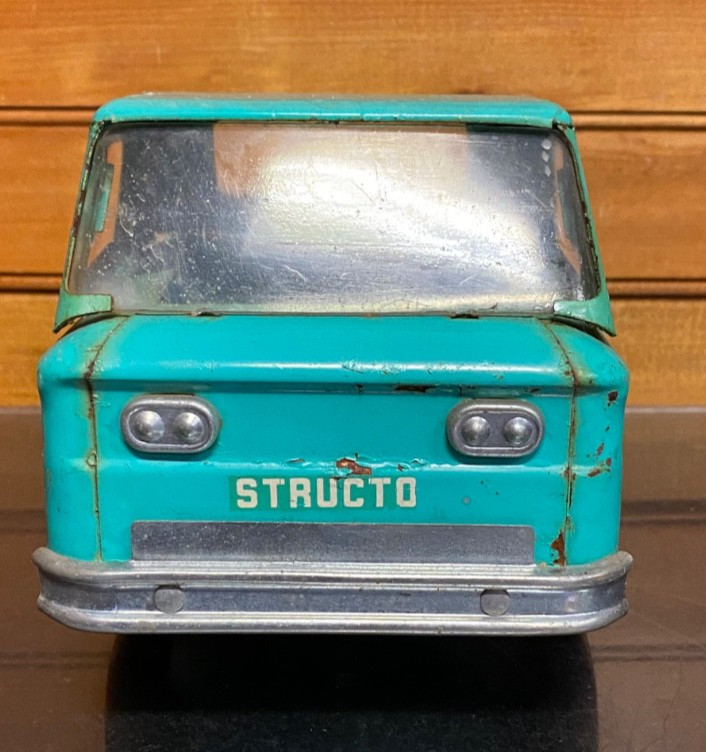 VTG 1960’s Structo Pressed Steel Teal Chevy Corvair Pickup Truck Chevrolet