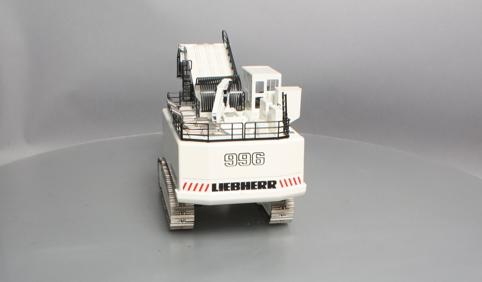 Conrad 2811 1:50 Scale Diecast Liebherr Hydraulic Excavator R996 Litronic