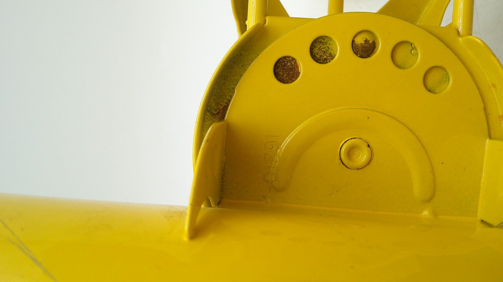 Vintage 1970s Metal Yellow 17″ Tonka Grader Used Condition