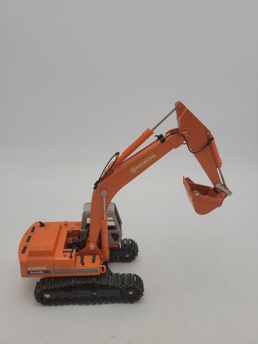 Hitachi 618 1:40 Scale Orange Hitachi EX200 Landy Excellent Excavator Die Cast