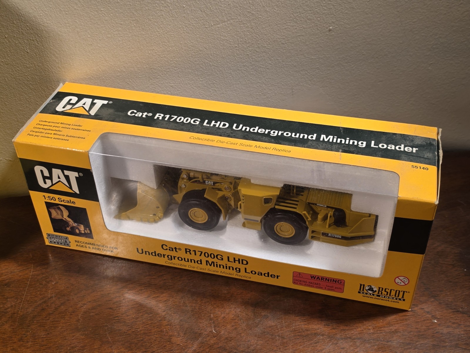 Norscot 1:50 Scale Cat Diecast Caterpillar R1700G LHD UNDERGROUND MINING LOADER