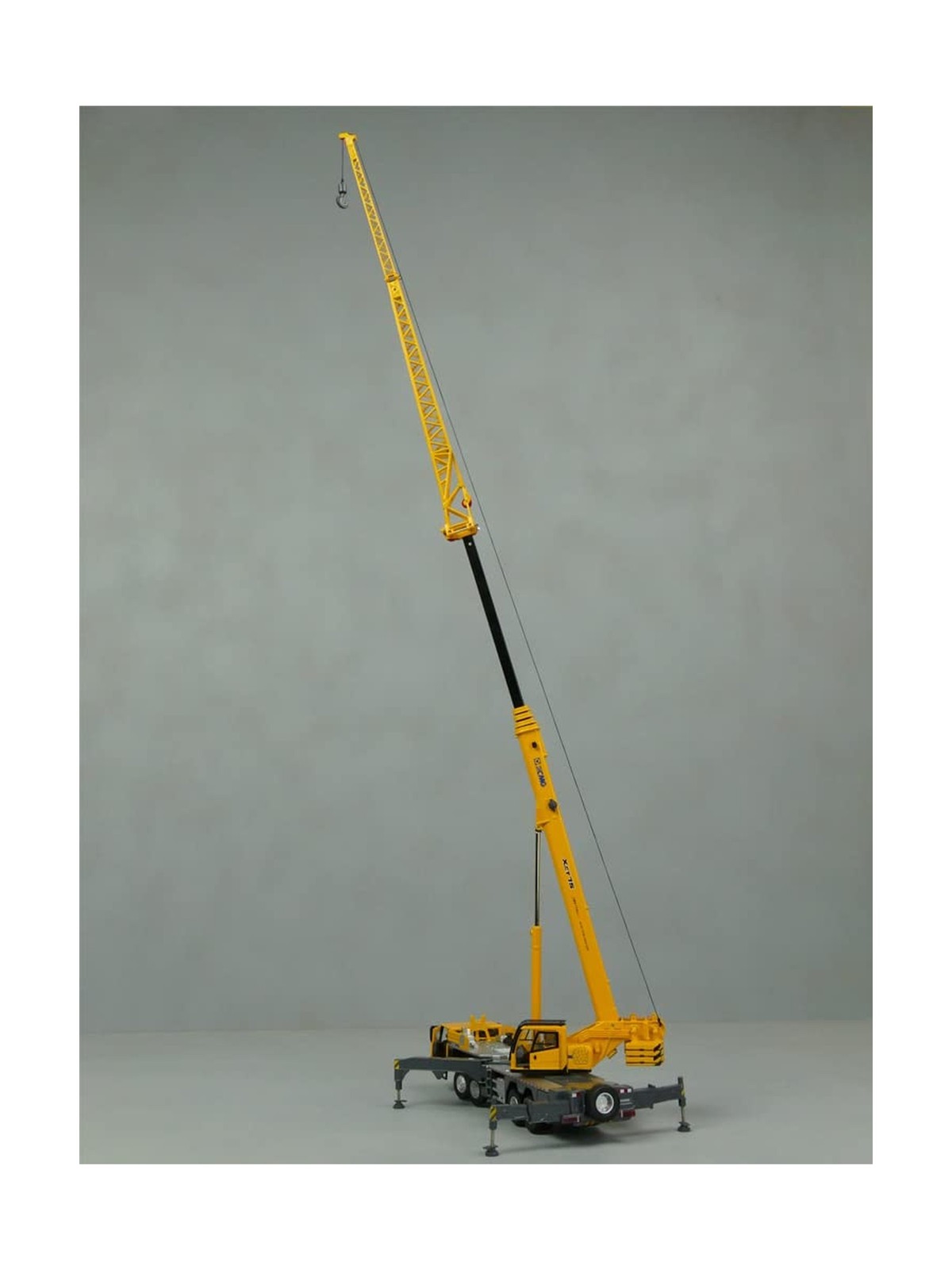 1:50 Scale Model Diecast Construction Machinery XCMG 75 tons Truck Crane Mode…