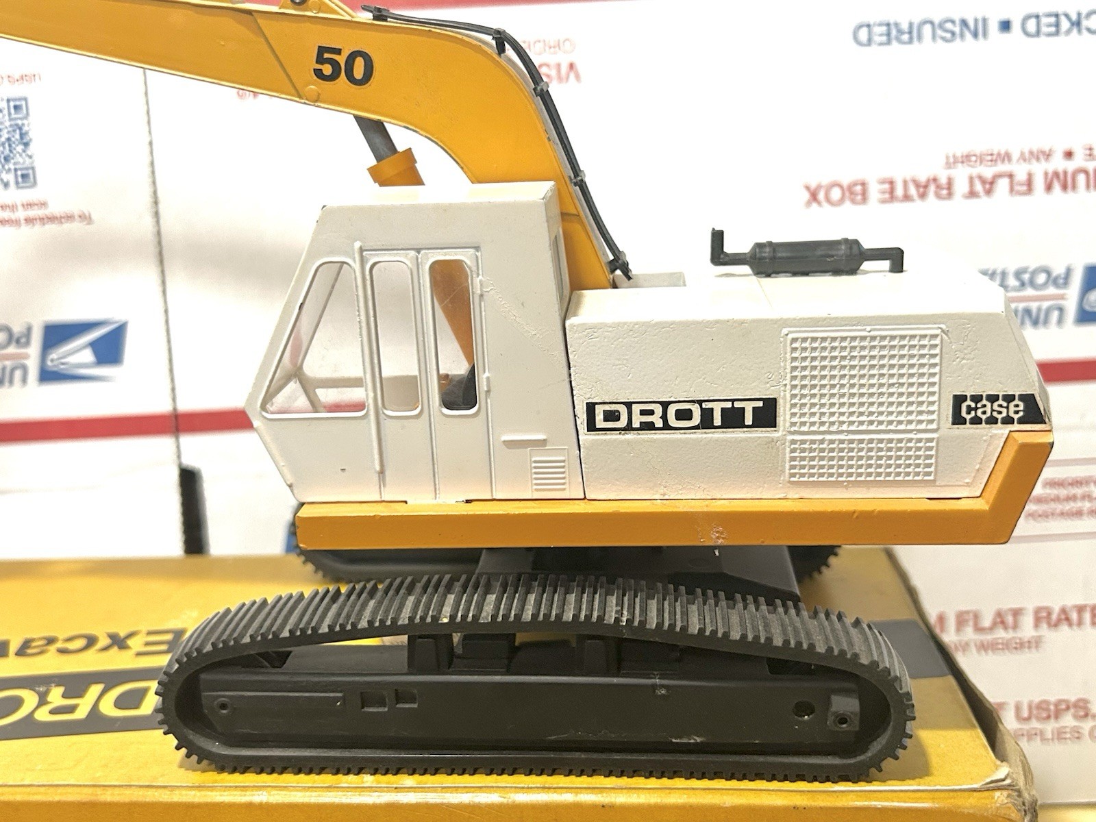 Conrad 1/35 Scale Case Drott 50 Tilting Cab Excavator (Ref. #2960) w/Orig. Box!