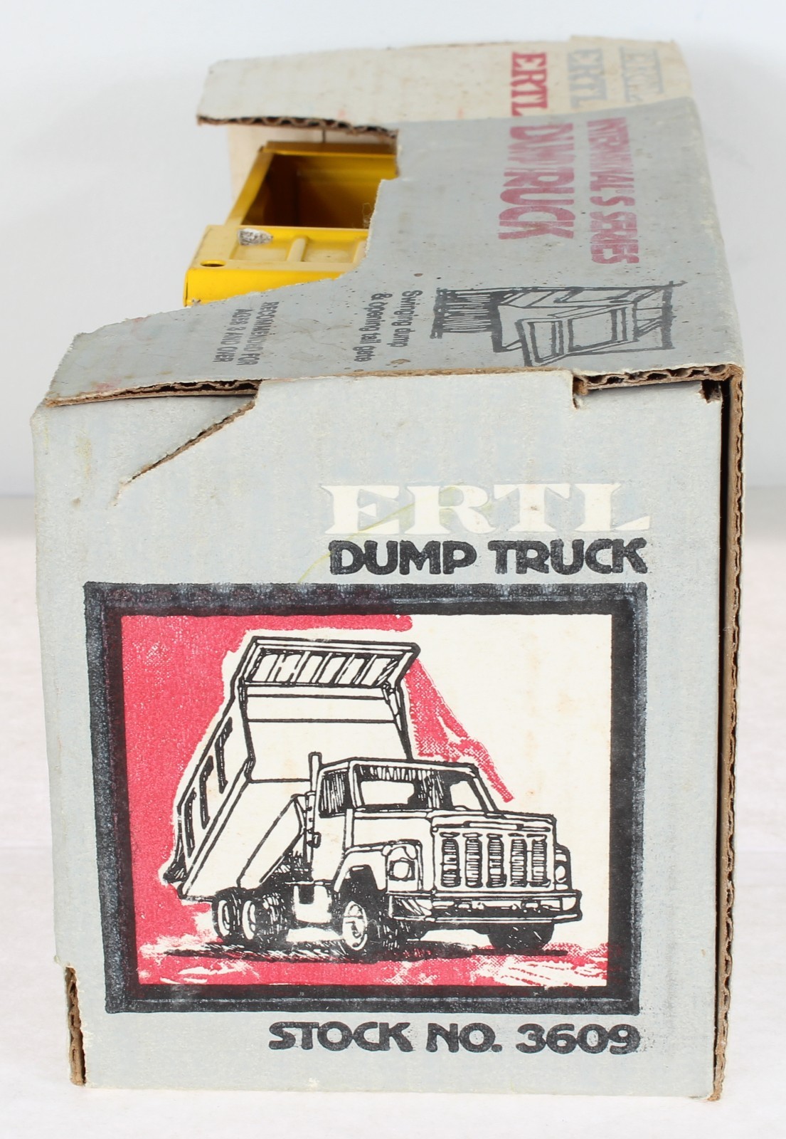 Vintage ERTL International S Series Dump Truck stock no. 3609 in box