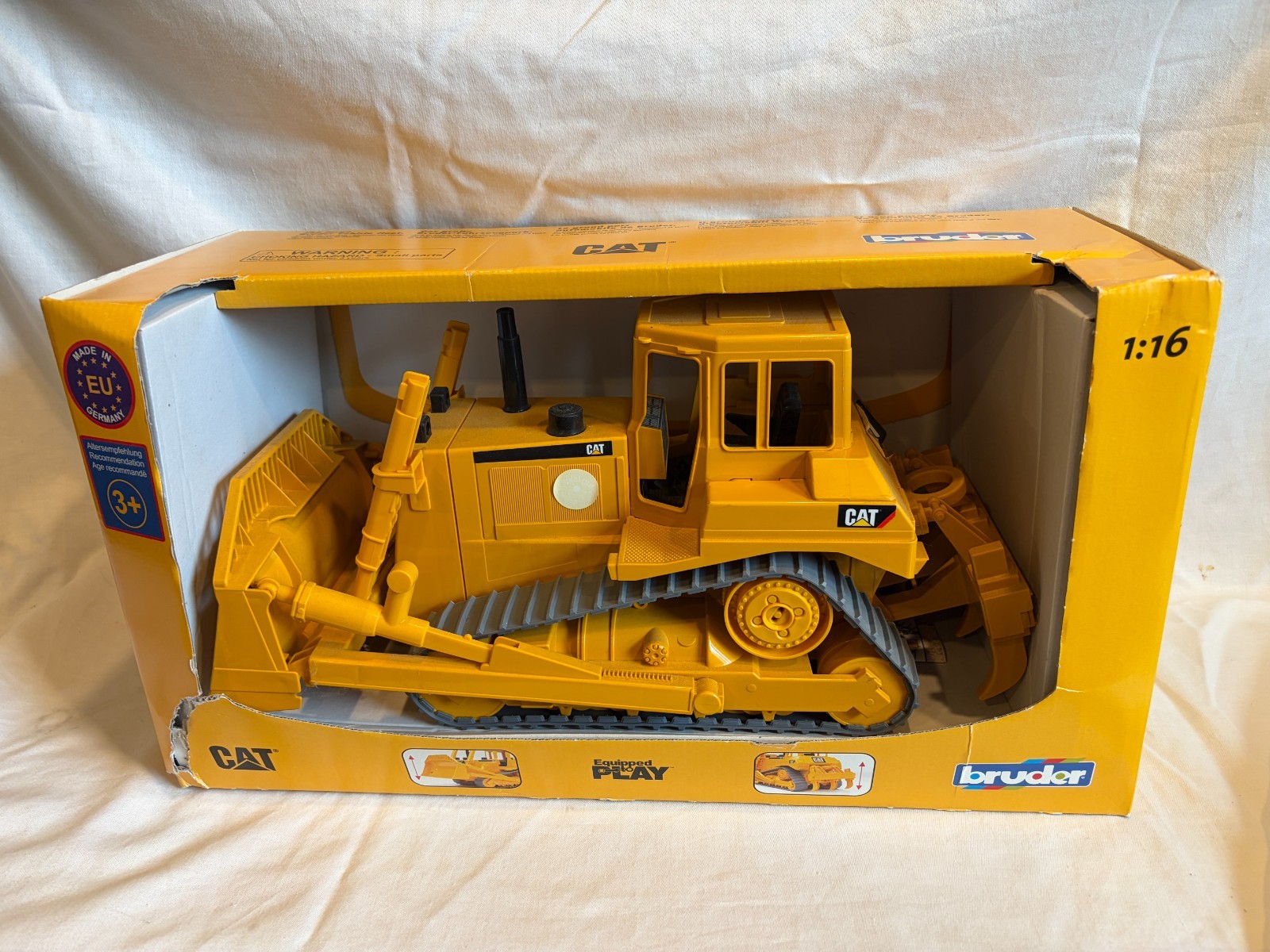 Bruder Caterpillar Cat Track-Type Tractor Bulldozer (Open Box)