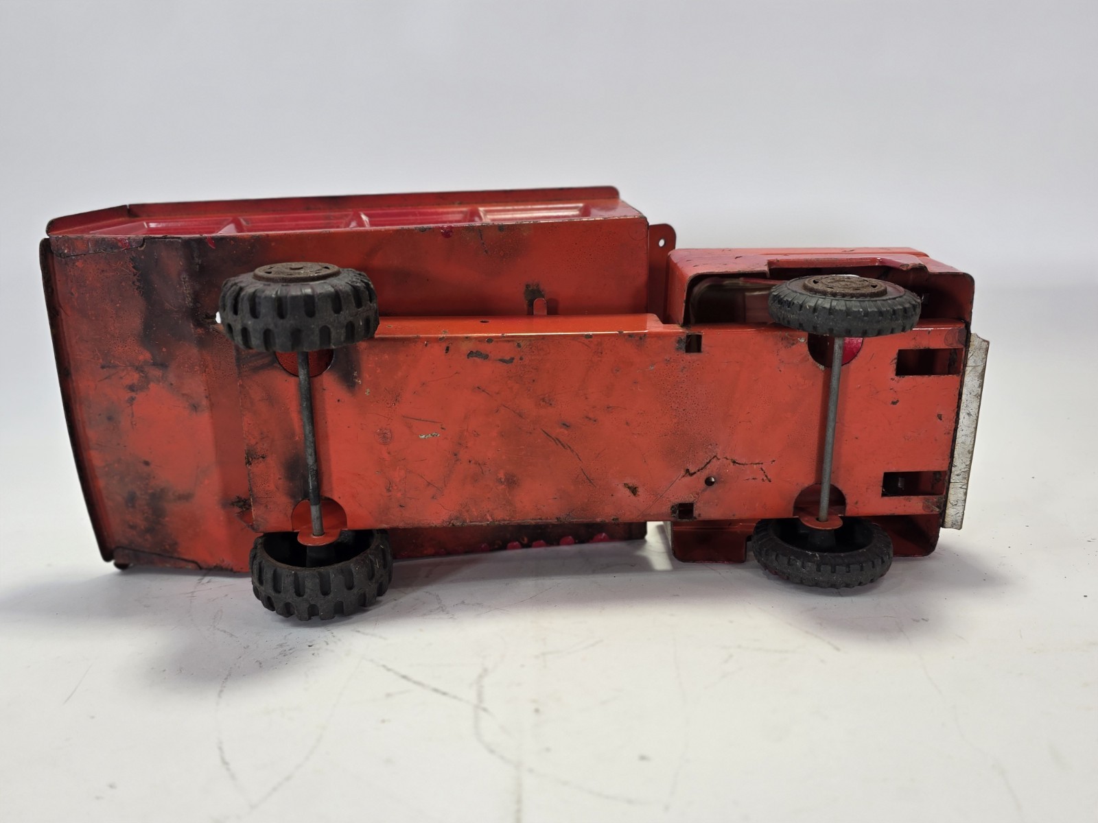 Marx Pressed Steel Metal Dump Truck 1950s 1960s ( FOR PARTS OR RESTORATION)